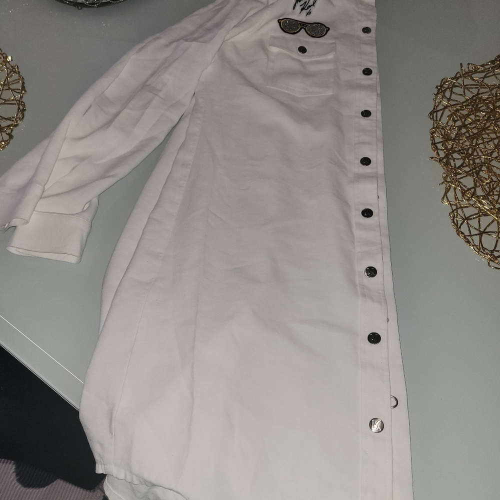 Karl Lagerfeld Classic White Apparel - Picture 7 of 16